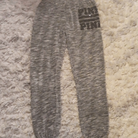 PINK outfits - Picture 4 of 10